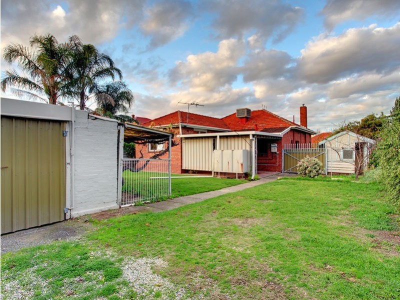 2  St Johns Avenue, Renown Park SA 5008