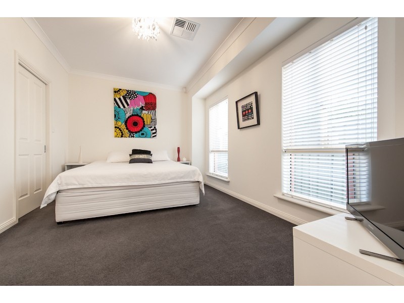 60 Hallett Avenue, Tranmere SA 5073