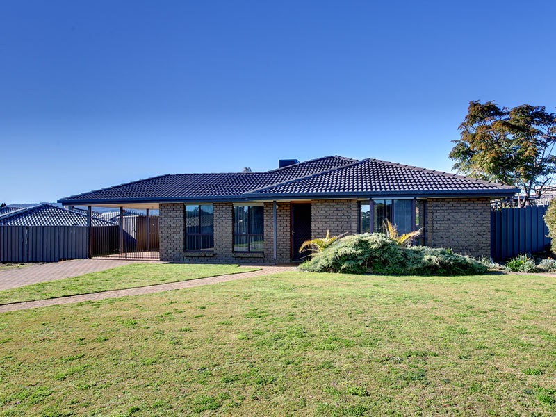 35 Jagger Crescent, Woodcroft SA 5162