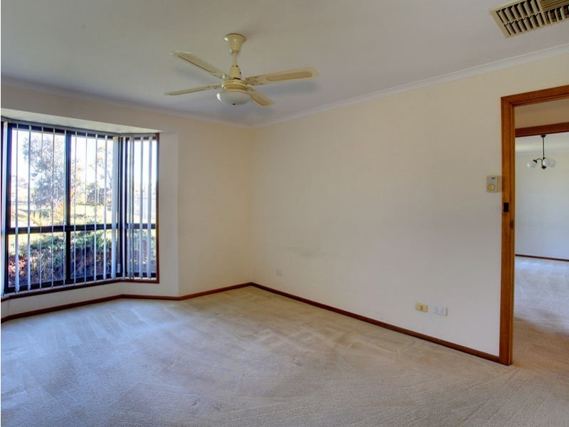 35 Jagger Crescent, Woodcroft SA 5162