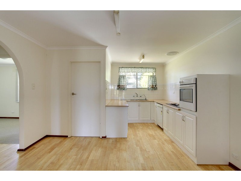 55 Warri Parri Drive, Flagstaff Hill SA 5159