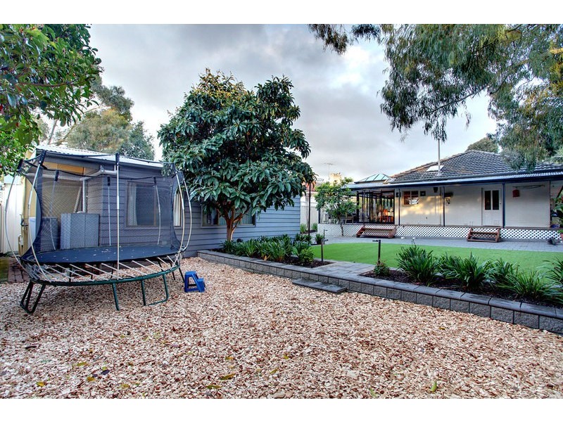 15 Lancelot Avenue, Hazelwood Park SA 5066