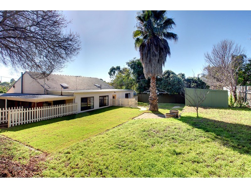 11  Forrest Avenue, Valley View SA 5093