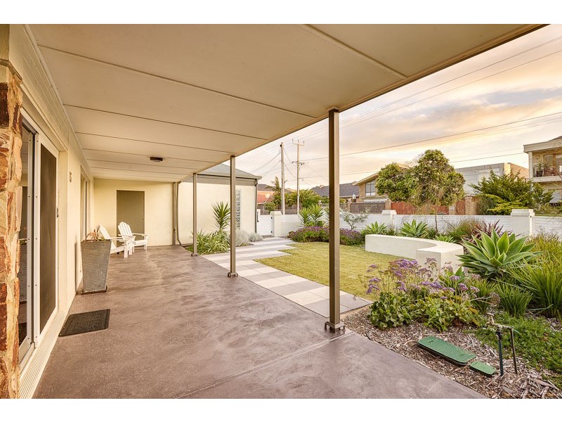 16 Richardson Avenue, Glenelg North SA 5045