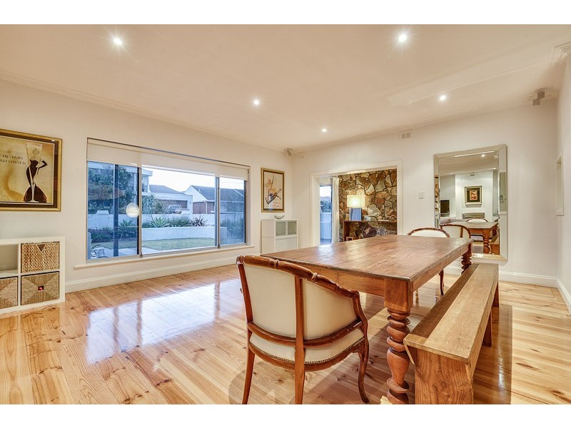 16 Richardson Avenue, Glenelg North SA 5045