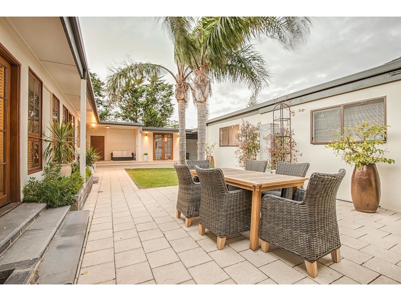 16 Richardson Avenue, Glenelg North SA 5045