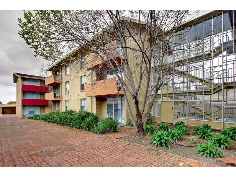 9/465 Portrush Road, Glenside SA 5065