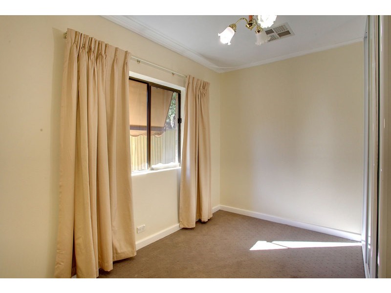 11 Forrest Avenue, Valley View SA 5093