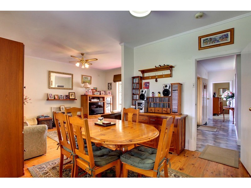 151 Avenue Road, Clarence Gardens SA 5039