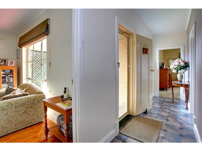 151 Avenue Road, Clarence Gardens SA 5039