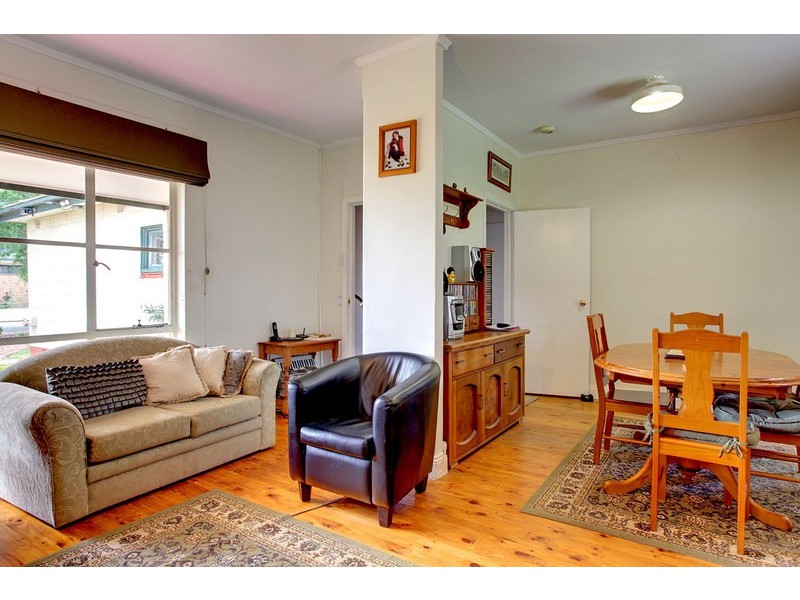 151 Avenue Road, Clarence Gardens SA 5039