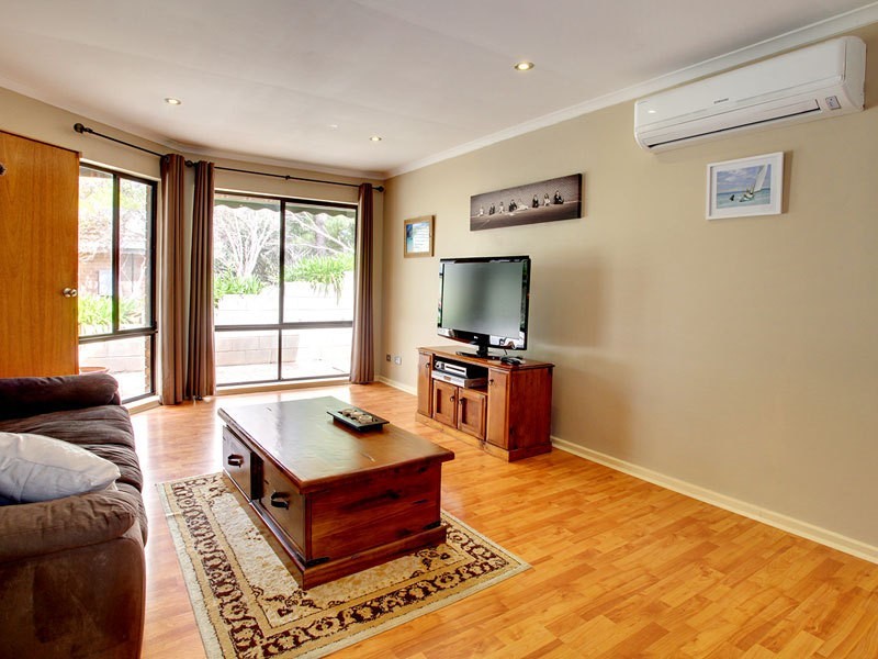 1/22 The Pines Close, Happy Valley SA 5159