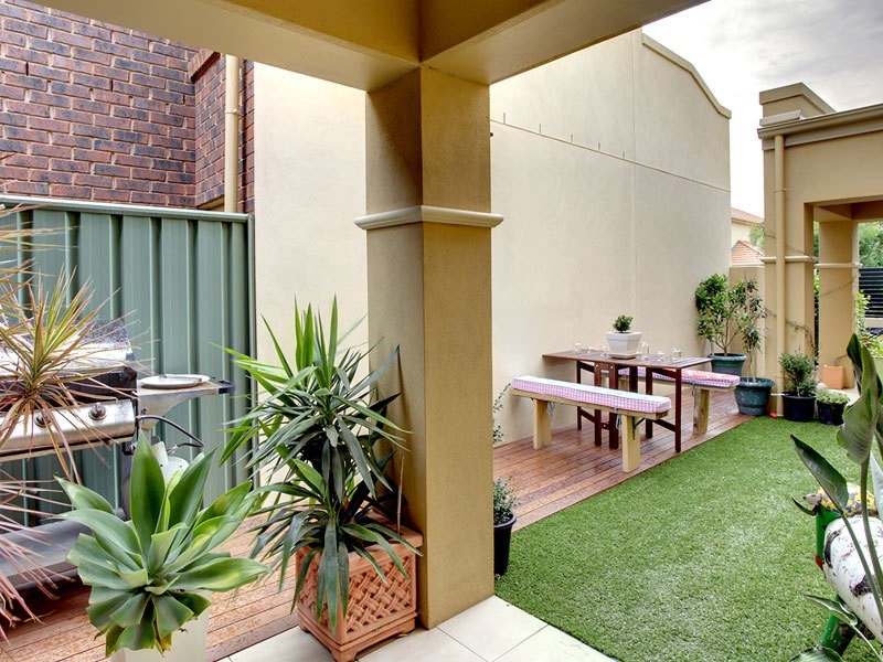 13 Lakefield Crescent, Mawson Lakes SA 5095