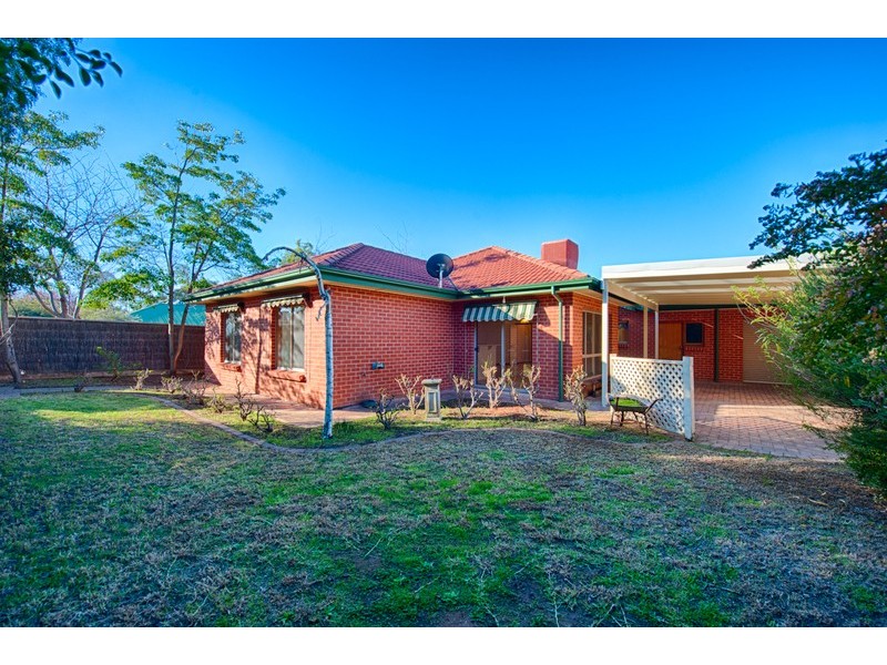 26 Kew Drive, Oakden SA 5086