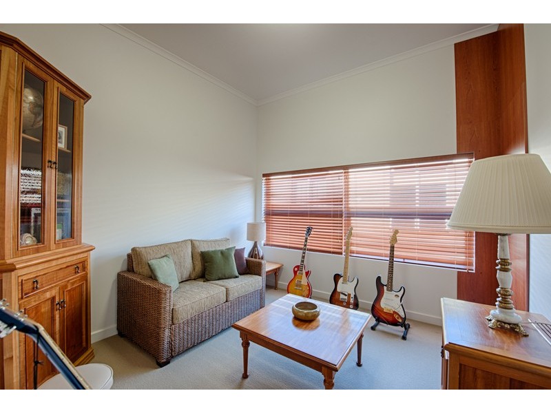 10 Vicars Lane, Adelaide SA 5000