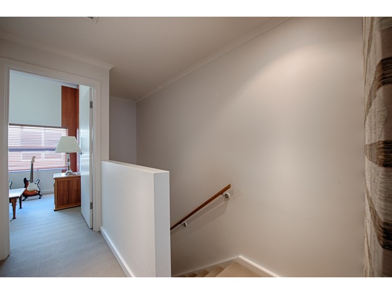 10 Vicars Lane, Adelaide SA 5000