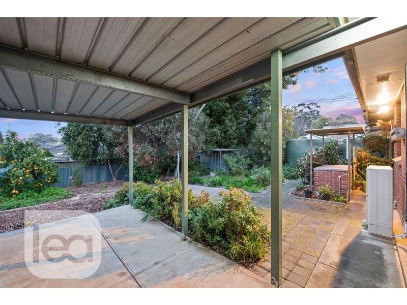 15 Birman Crescent, Flagstaff Hill SA 5159