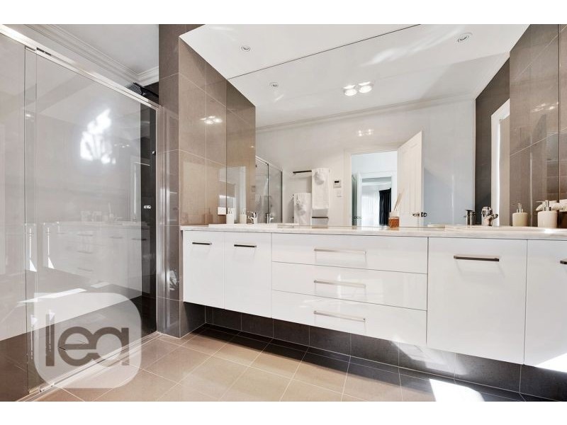 56 Albert Street, Clarence Gardens SA 5039