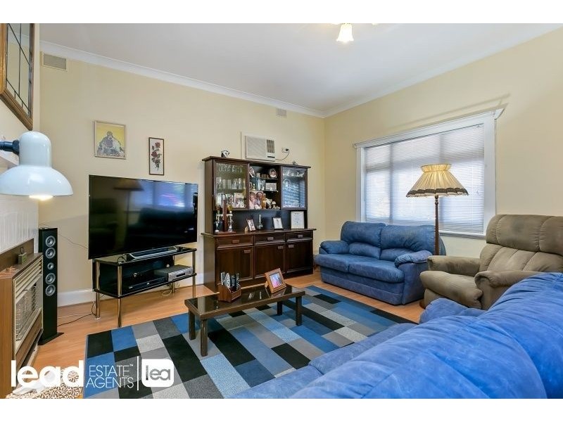81 Albert Street, Clarence Gardens SA 5039