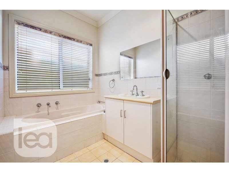 23 Prion Circuit, Mawson Lakes SA 5095