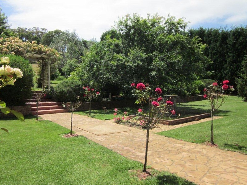 9 Carisbrooke Row, Bowral NSW 2576
