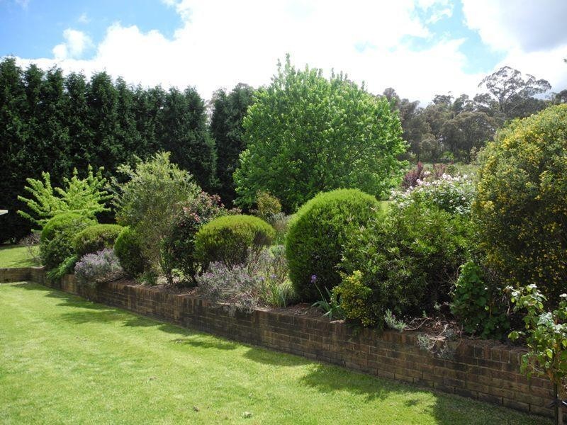 9 Carisbrooke Row, Bowral NSW 2576