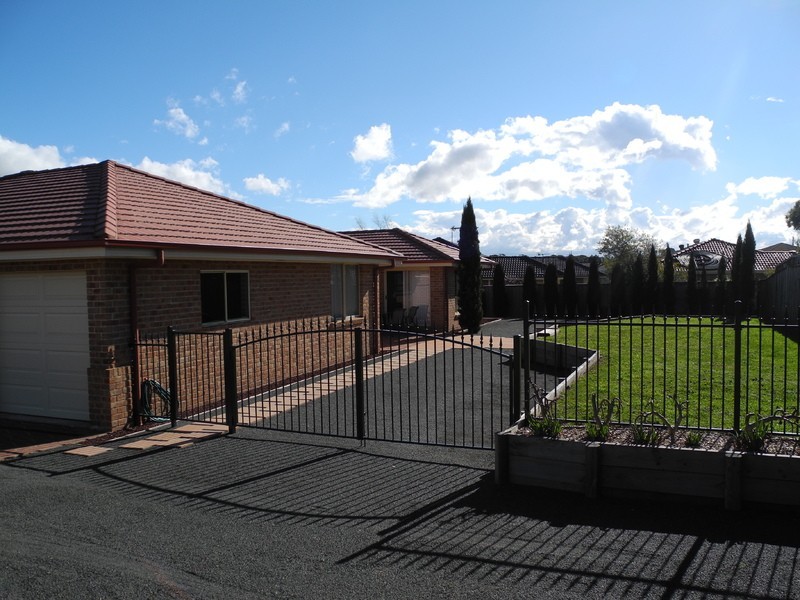 24 Caley Street, Bowral NSW 2576
