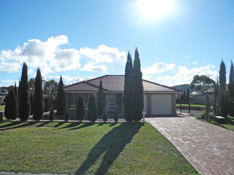 24 Caley Street, Bowral NSW 2576