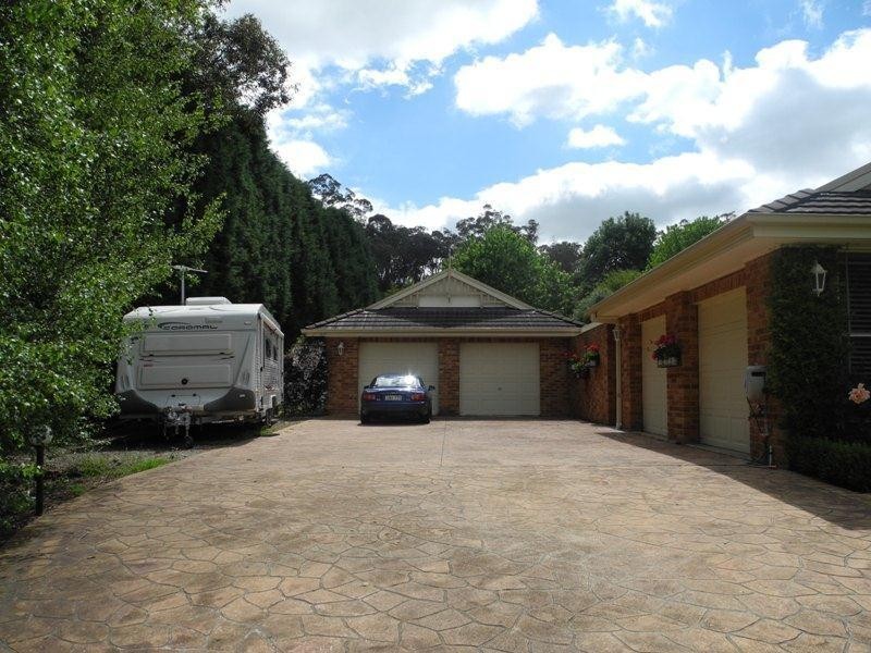 9 Carisbrooke Row, Bowral NSW 2576