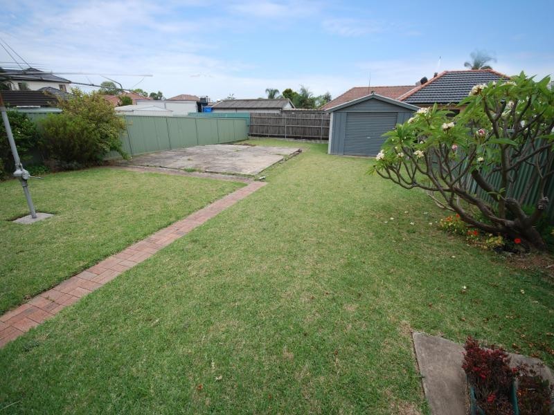 285 Roberts, Greenacre NSW 2190