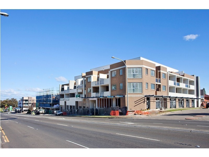 Shop 4/128 –  132 Woodville Road, Merrylands NSW 2160