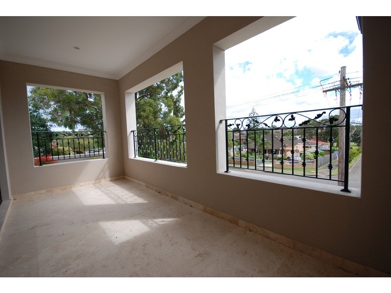 132 Banksia, Greenacre NSW 2190