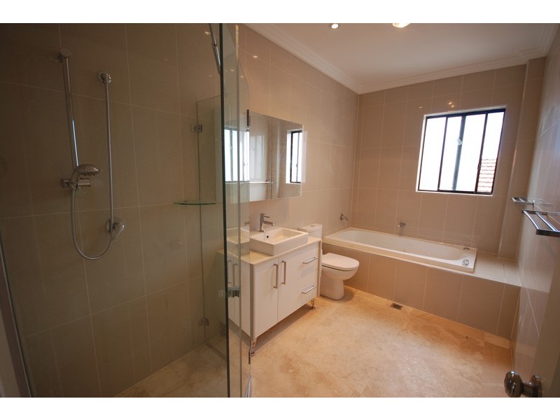 132 Banksia, Greenacre NSW 2190