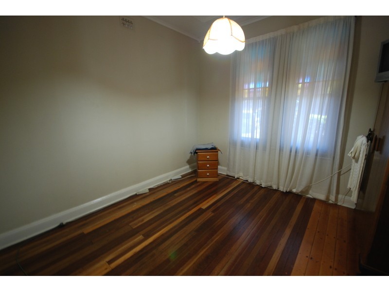 11 Kemp Street, Granville NSW 2142