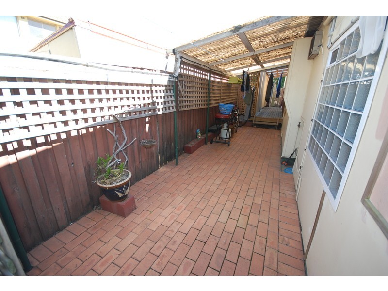 11 Kemp Street, Granville NSW 2142