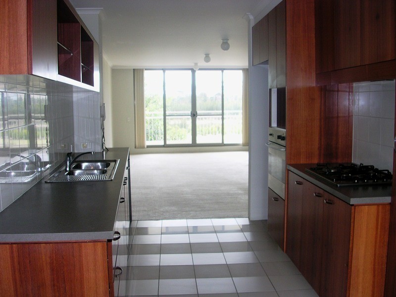 1 Devitt Avenue, Newington NSW 2127