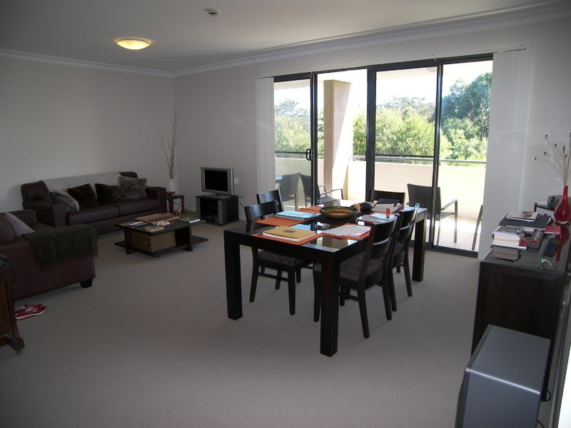 32 – 34  Mons Road, Westmead NSW 2145