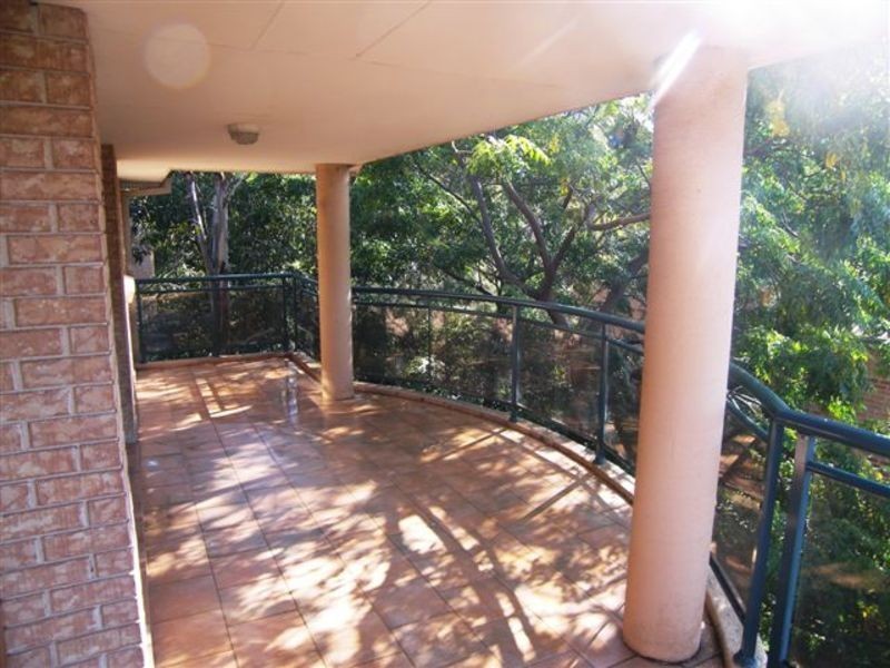 3-5 Oakes Street, Westmead NSW 2145