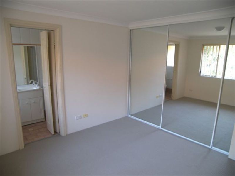 3-5 Oakes Street, Westmead NSW 2145