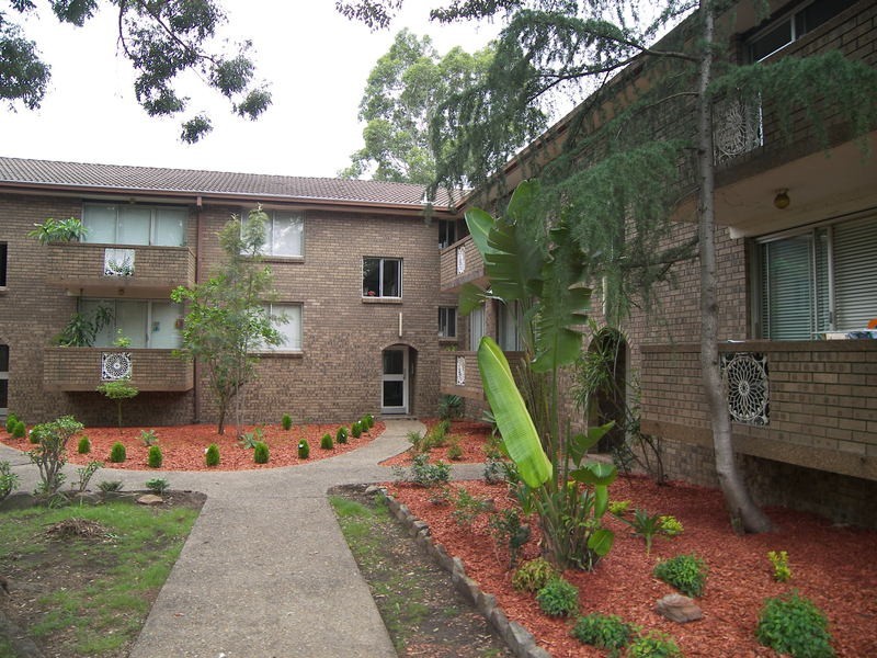 37 Crown Street, Granville NSW 2142