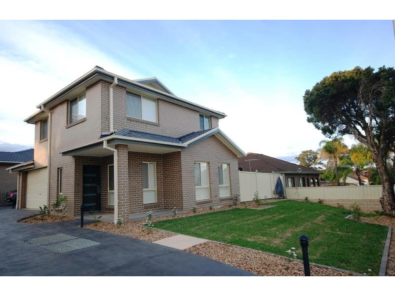 1 / 135 – 137  Cornelia Road, Toongabbie NSW 2146