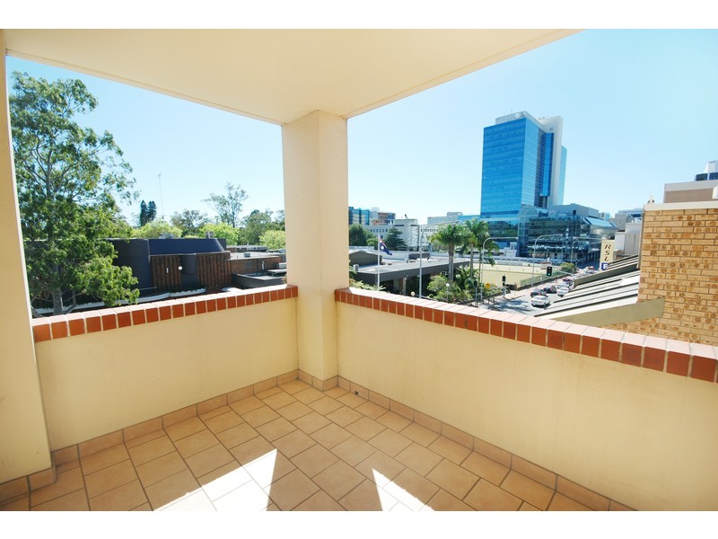 1 Macquarie Street, Parramatta NSW 2150