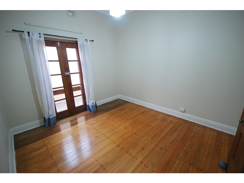 11 Kemp Street, Granville NSW 2142