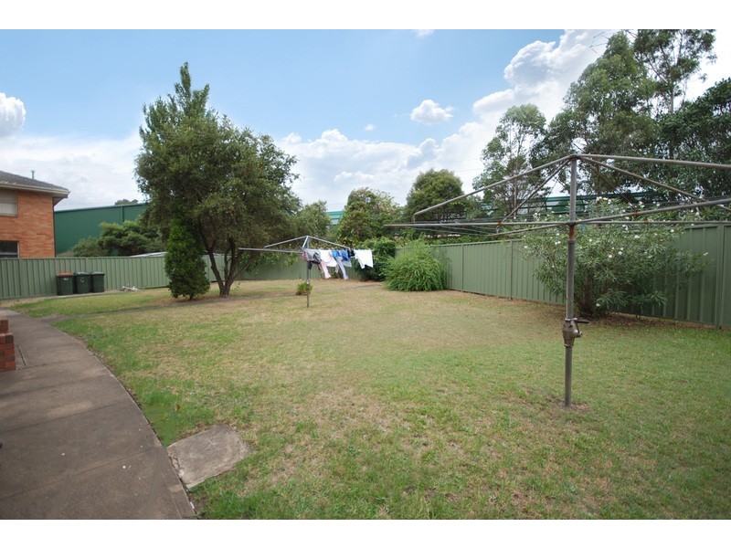 33 Marlene Crescent, Greenacre NSW 2190