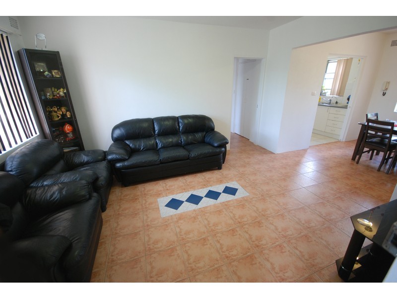 33 Marlene Crescent, Greenacre NSW 2190