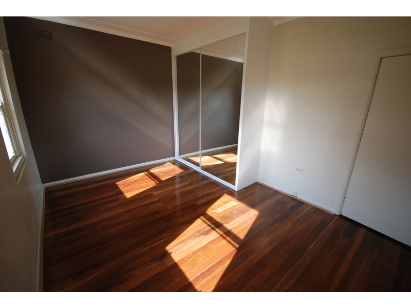 32 Frederick Avenue, Merrylands NSW 2160