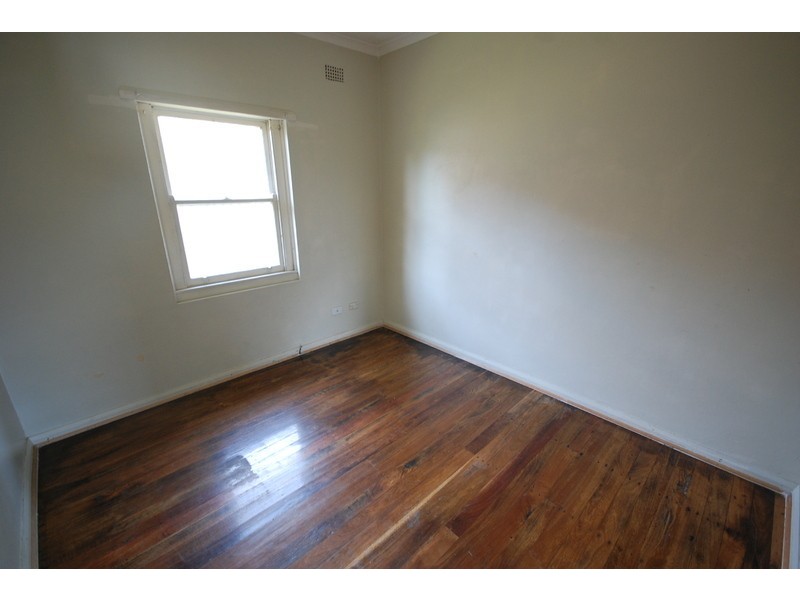 32 Frederick Avenue, Granville NSW 2142