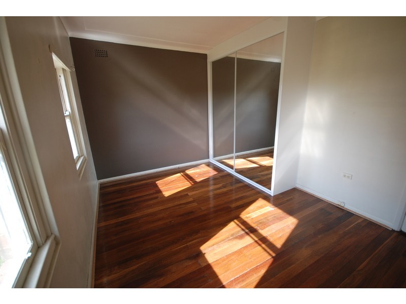 32  Frederick Avenue, Granville NSW 2142