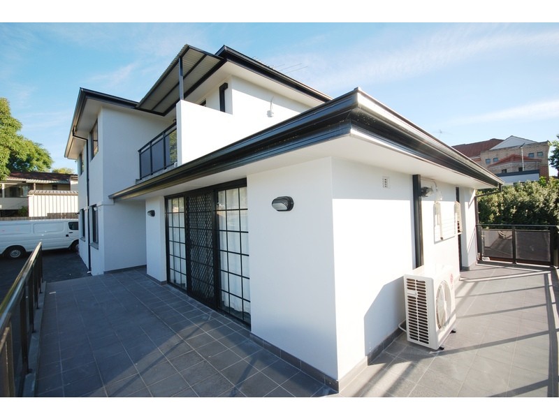 3B  Barton Street, North Parramatta NSW 2151