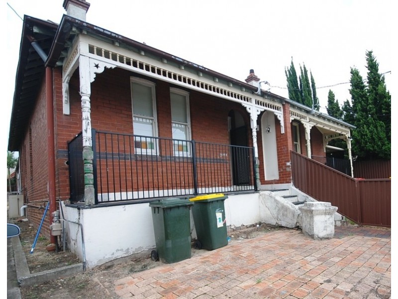 32 Kerr Parade, Auburn NSW 2144